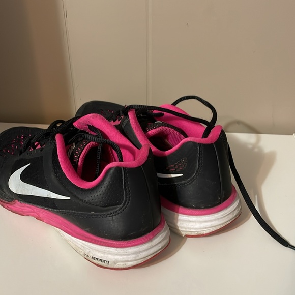 Nike trifusion pink black white - Picture 4 of 6
